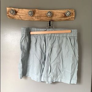 NWT Max Jeans Casual Drawstring Dusty Blue Beach Shorts - Size XL